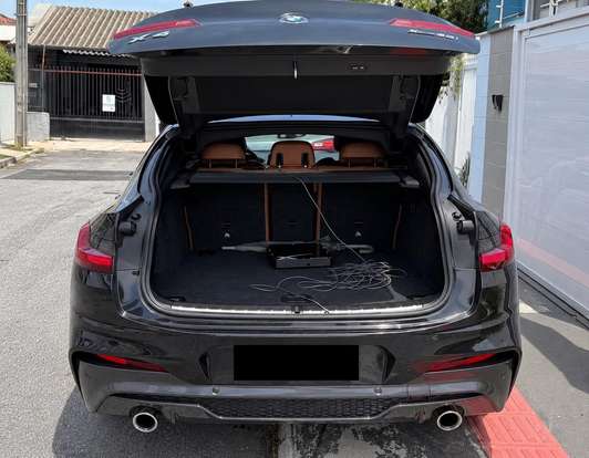 BMW-X4-2021