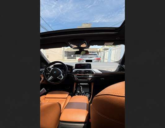 BMW-X4-2021