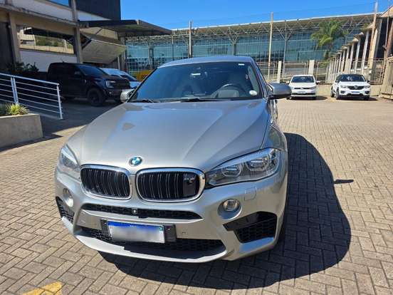 BMW-X6-4.4 M 4X4 COUPÉ V8 32V BI-TURBO GASOLINA 4P AUTOMÁTICO BMW-X6-2018
