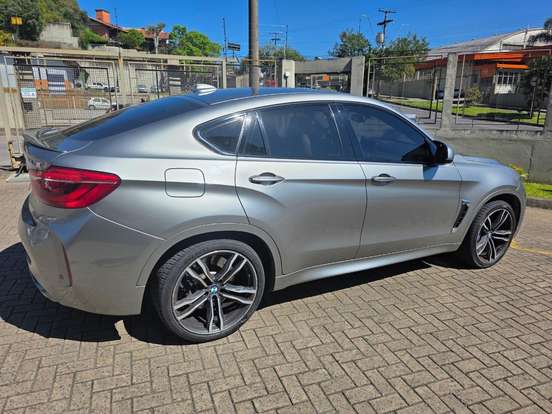 BMW-X6-4.4 M 4X4 COUPÉ V8 32V BI-TURBO GASOLINA 4P AUTOMÁTICO BMW-X6-2018