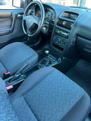 CHEVROLET-ASTRA-2009