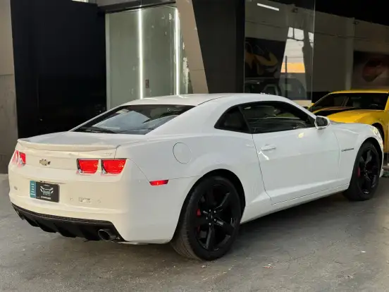 CHEVROLET-CAMARO-2011