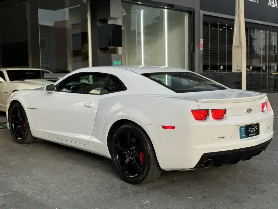 CHEVROLET-CAMARO-2011
