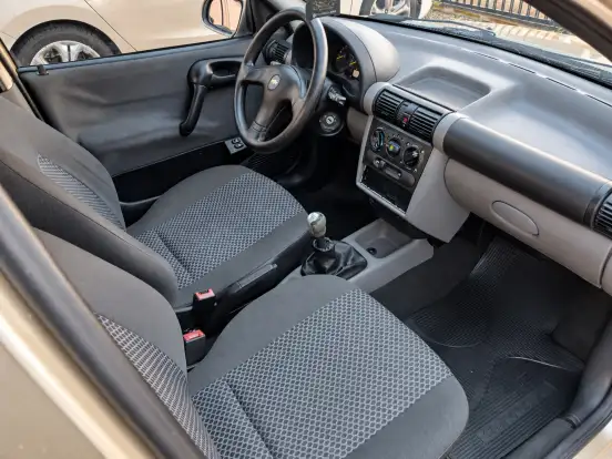 CHEVROLET-CLASSIC-2011