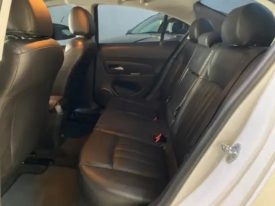 CHEVROLET-CRUZE-2015