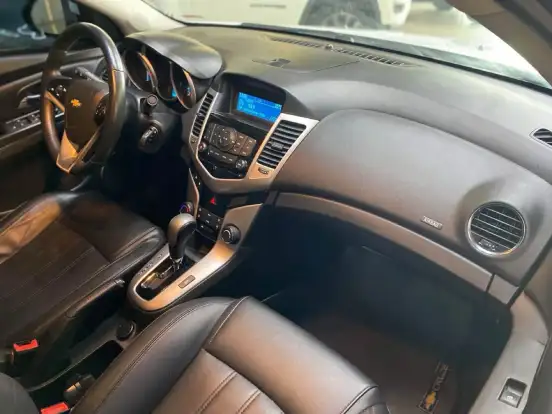 CHEVROLET-CRUZE-2015