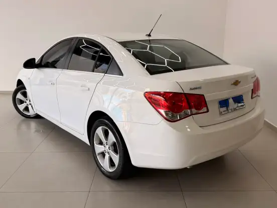 CHEVROLET-CRUZE-1.8 LT 16V FLEX 4P AUTOMÁTICO CHEVROLET-CRUZE-2013