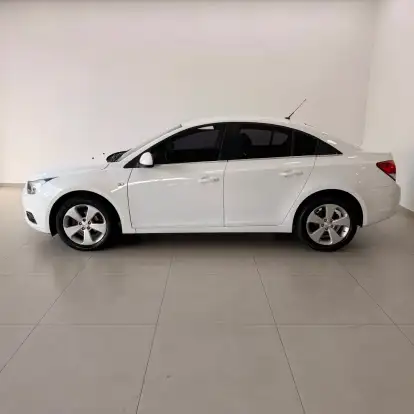 CHEVROLET-CRUZE-2013
