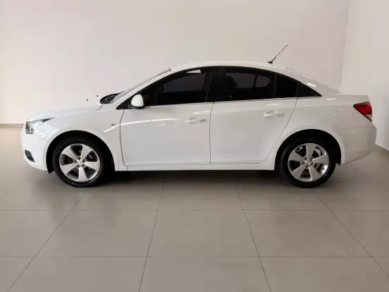 CHEVROLET-CRUZE-1.8 LT 16V FLEX 4P AUTOMÁTICO CHEVROLET-CRUZE-2013