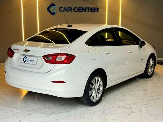 CHEVROLET-CRUZE-2017