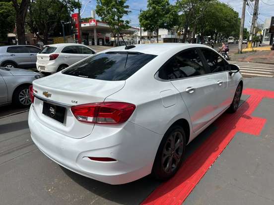 CHEVROLET-CRUZE-2021