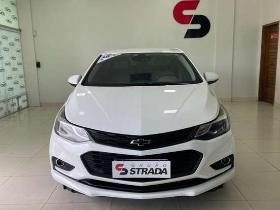 CHEVROLET-CRUZE-2018