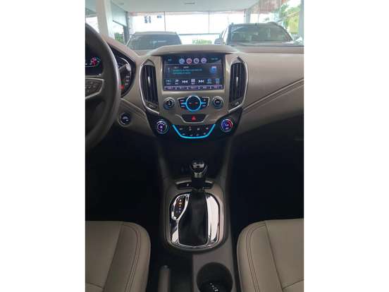 CHEVROLET-CRUZE-2018