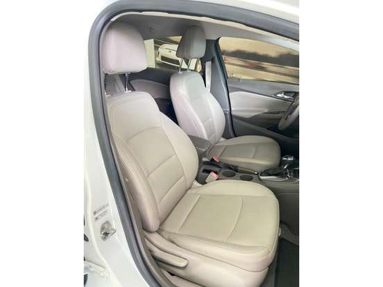 CHEVROLET-CRUZE-2018