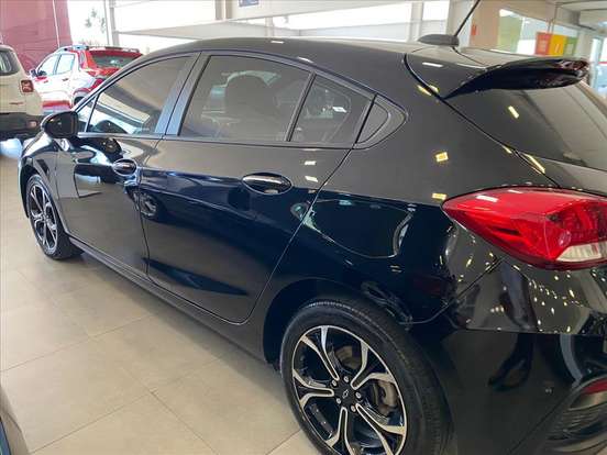 CHEVROLET-CRUZE-2022