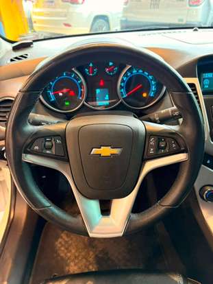 CHEVROLET-CRUZE-2013