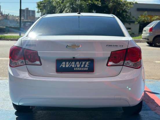 CHEVROLET-CRUZE-1.8 LT 16V FLEX 4P AUTOMÁTICO CHEVROLET-CRUZE-2015