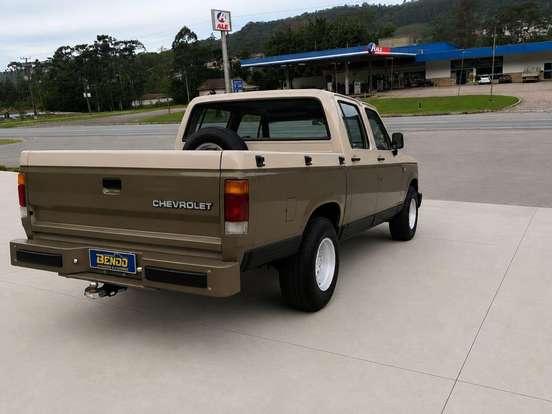 CHEVROLET-D20-4.0 CUSTOM DE LUXE CD 8V DIESEL 4P MANUAL CHEVROLET-D20-1986