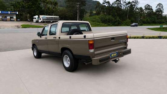 CHEVROLET-D20-1986