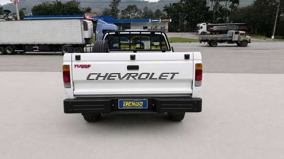 CHEVROLET-D20-1995