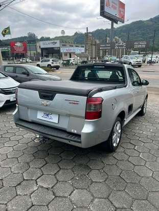 CHEVROLET-MONTANA-2014