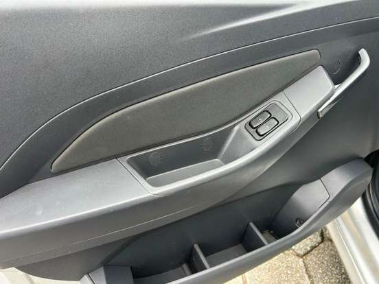 CHEVROLET-MONTANA-2014