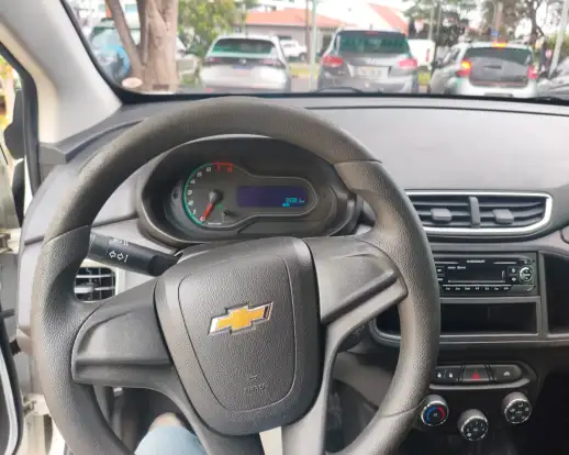 CHEVROLET-ONIX-2018