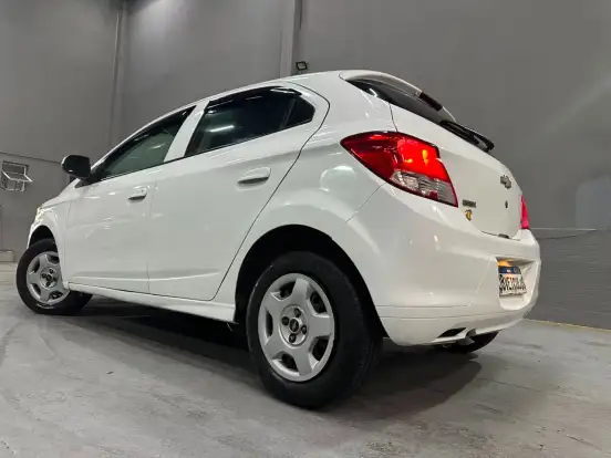 CHEVROLET-ONIX-1.0 MPFI LT 8V FLEX 4P MANUAL CHEVROLET-ONIX-2015