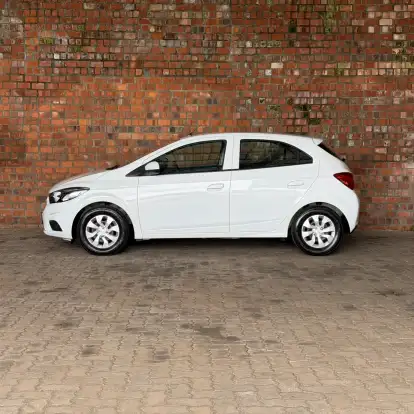 CHEVROLET-ONIX-1.0 MPFI LT 8V FLEX 4P MANUAL CHEVROLET-ONIX-2019
