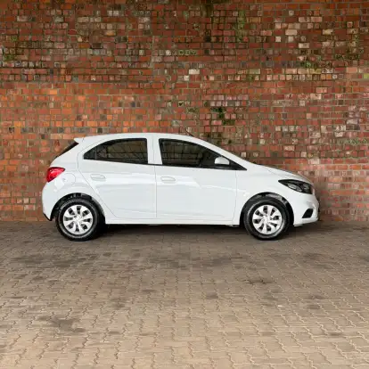 CHEVROLET-ONIX-1.0 MPFI LT 8V FLEX 4P MANUAL CHEVROLET-ONIX-2019