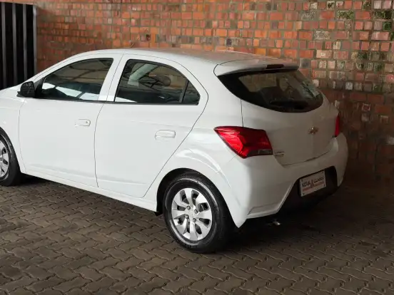 CHEVROLET-ONIX-1.0 MPFI LT 8V FLEX 4P MANUAL CHEVROLET-ONIX-2019