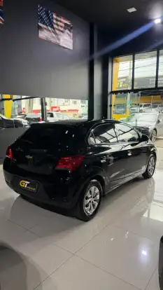 CHEVROLET-ONIX-2019