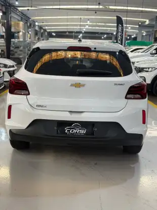 CHEVROLET-ONIX-2021