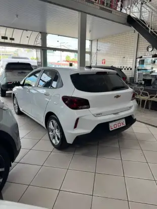 CHEVROLET-ONIX-2022