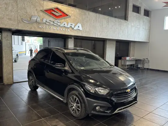 CHEVROLET-ONIX-1.4 MPFI ACTIV 8V FLEX 4P AUTOMÁTICO CHEVROLET-ONIX-2017