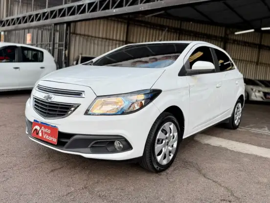 CHEVROLET-ONIX-1.4 MPFI LT 8V FLEX 4P MANUAL CHEVROLET-ONIX-2015