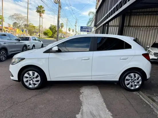 CHEVROLET-ONIX-2015