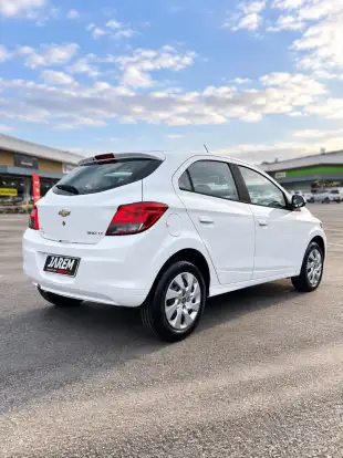 CHEVROLET-ONIX-1.4 MPFI LT 8V FLEX 4P MANUAL CHEVROLET-ONIX-2016