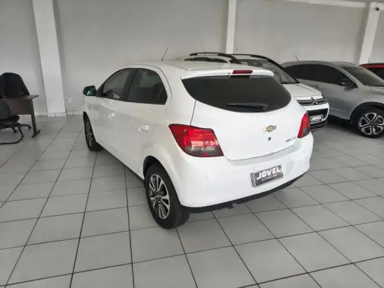 CHEVROLET-ONIX-1.4 MPFI LTZ 8V FLEX 4P AUTOMÁTICO CHEVROLET-ONIX-2015