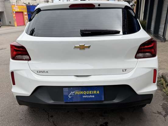 CHEVROLET-ONIX-2019