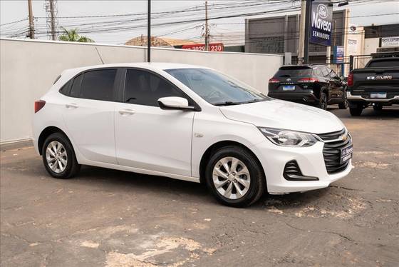CHEVROLET ONIX 1.0 FLEX LT MANUAL