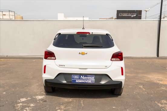 CHEVROLET-ONIX-2022