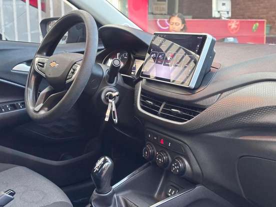 CHEVROLET-ONIX-2023