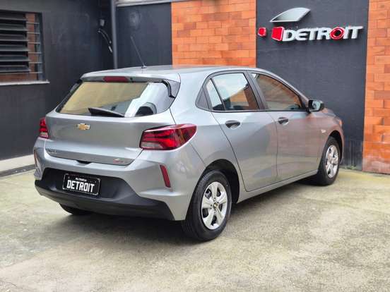 CHEVROLET-ONIX-2024