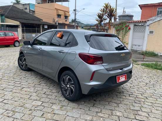 CHEVROLET-ONIX-2021