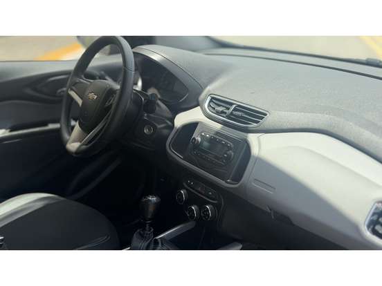 CHEVROLET-ONIX-2018