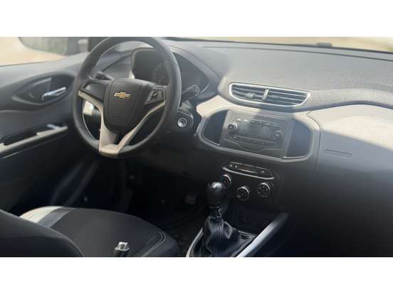 CHEVROLET-ONIX-2018
