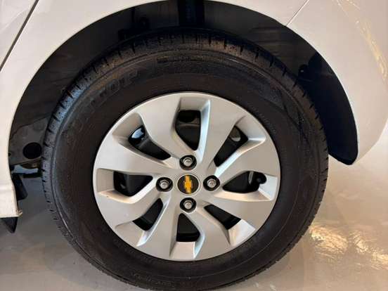 CHEVROLET-ONIX-1.0 MPFI LT 8V FLEX 4P MANUAL CHEVROLET-ONIX-2018