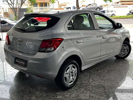 CHEVROLET-ONIX-1.0 MPFI LT 8V FLEX 4P MANUAL CHEVROLET-ONIX-2015