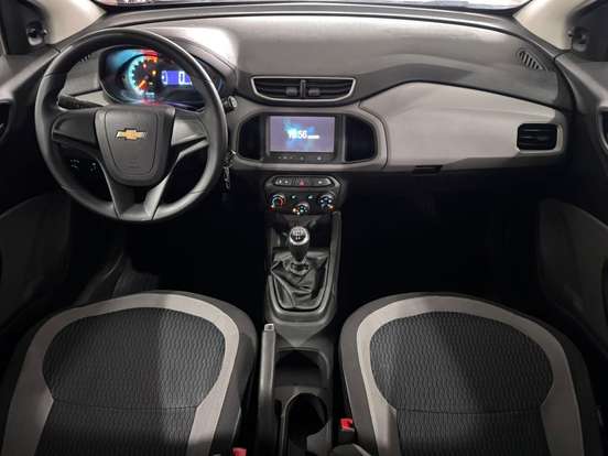 CHEVROLET-ONIX-2015